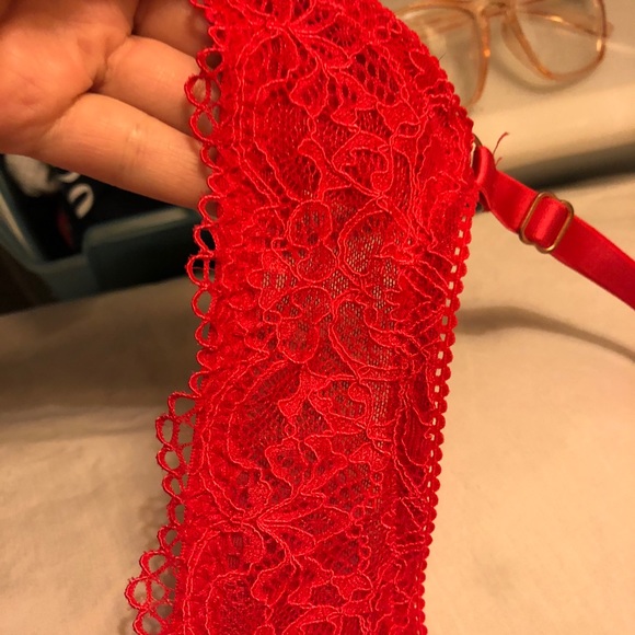 Gilly Hicks Pink Push Up Bra - Picture 2 of 5